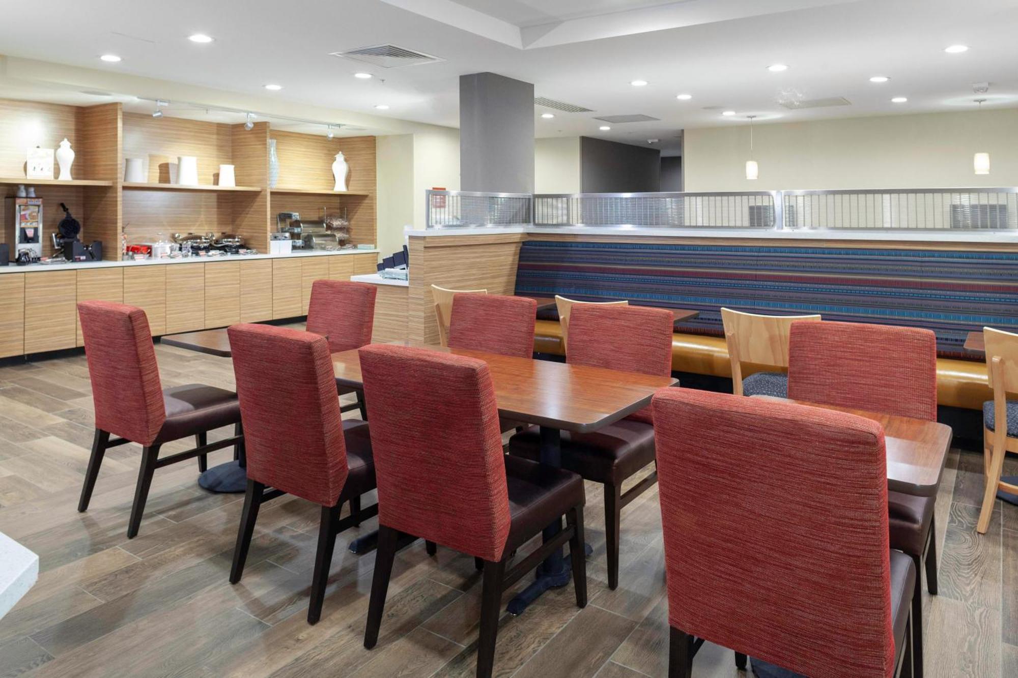 Towneplace Suites By Marriott San Antonio Westover Hills Exterior foto